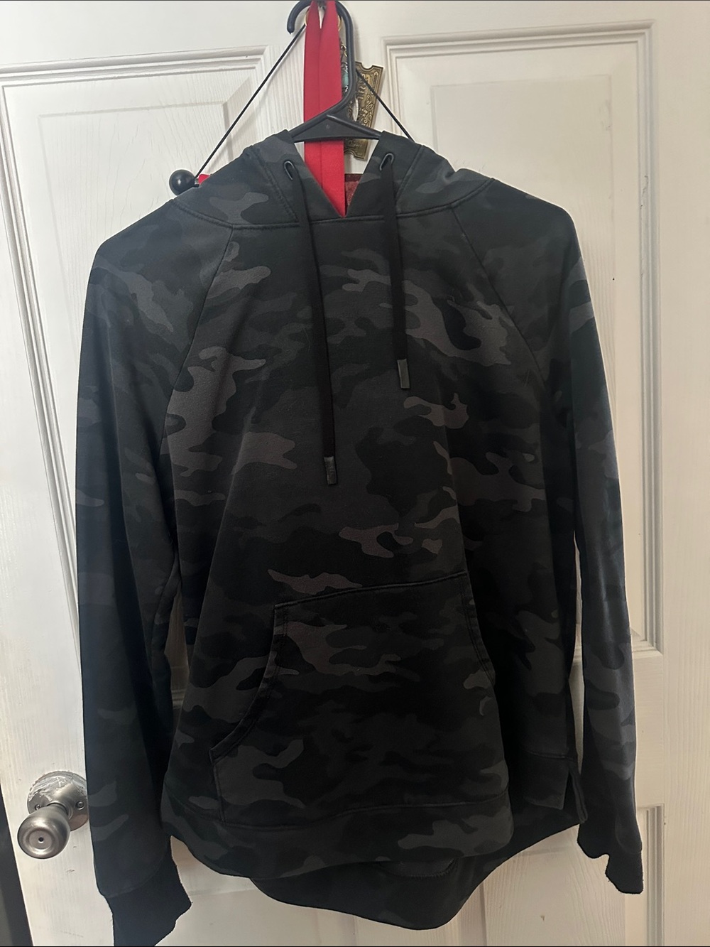 Men's Black Camo Pullover Hoodie